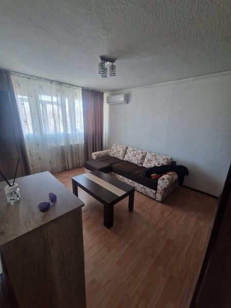 Drumul Taberei, Piata Moghioros,